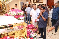 Celebs Pays Tribute to Super Star KrishnaCelebs Pays Tribute to Super Star Krishna